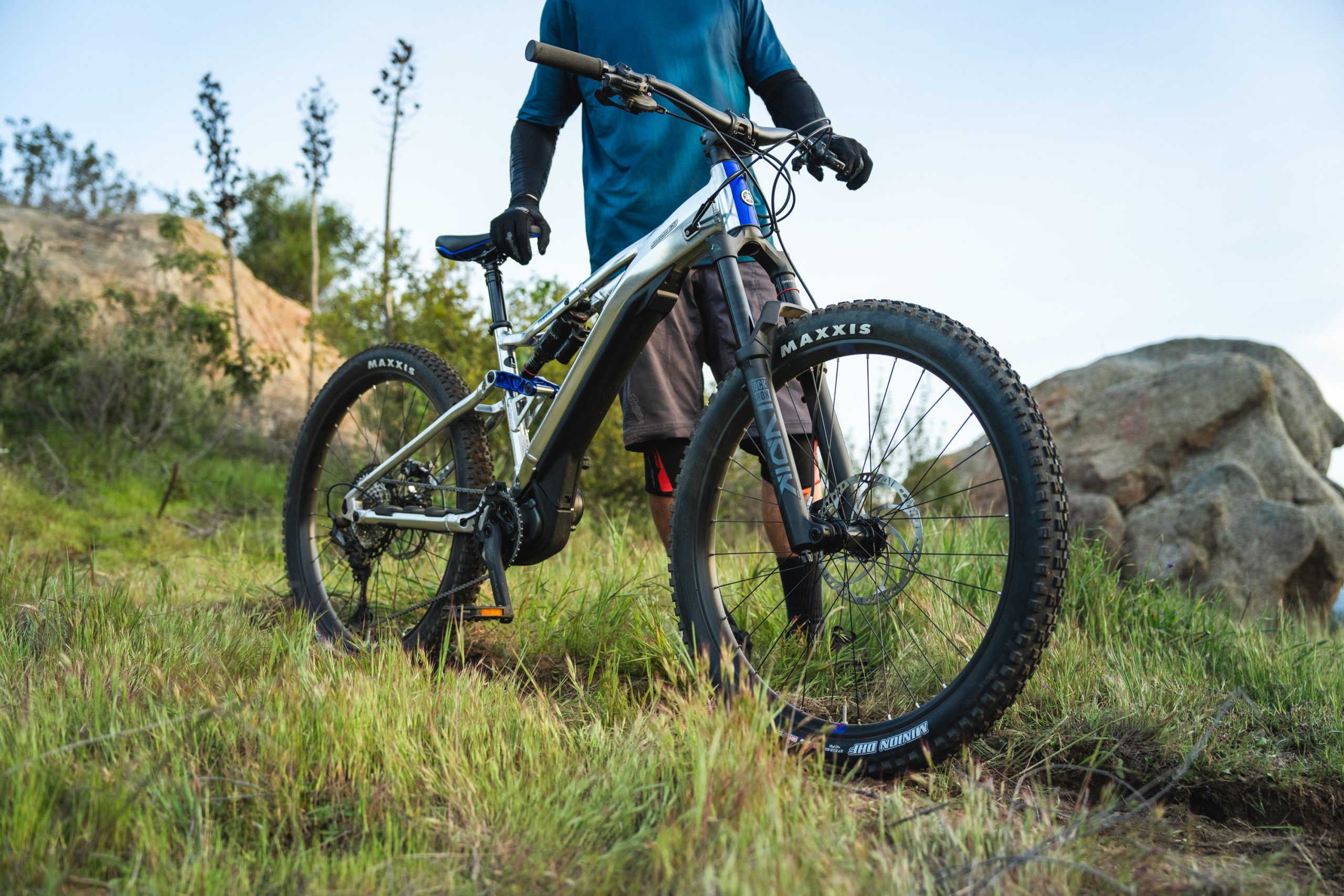 e gravel bikes for sale uk Orbea Denna H50 2026 Cues Electric Bike 140mm E-Bike-Auslaufmodelle ➤ Pedelec & Colour:Firetiger