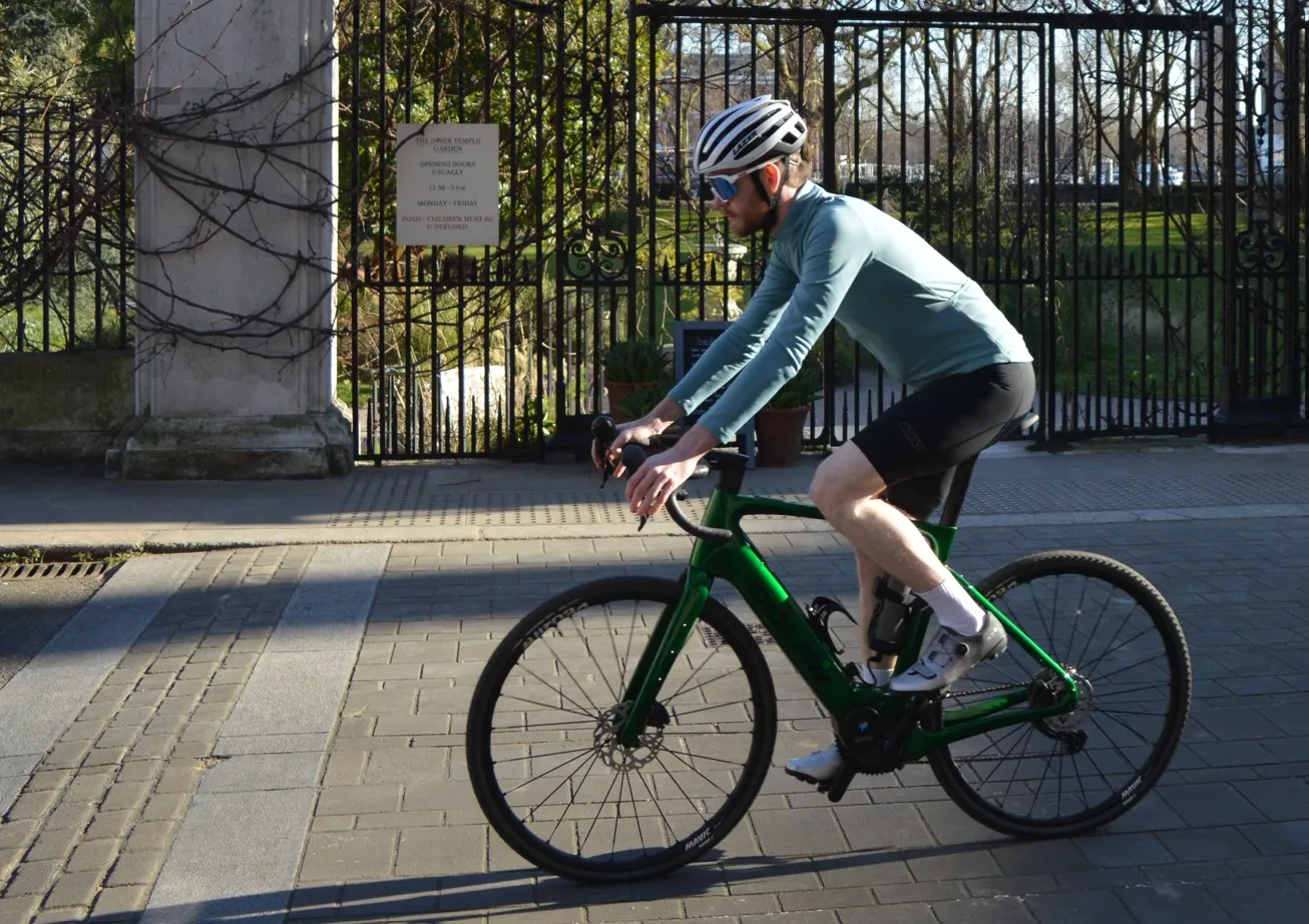 wilier gravel e bike 2022 Jena Hybrid E-Bike NBD! Canyon Grail Al sideplates__C-40X Style:Style 3 A fast ride on