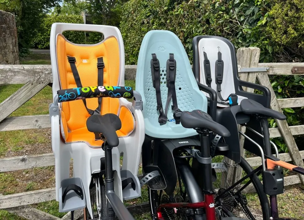 bike baby rear seat with handrail and helmet LHAUTE Child Seat,Wider & Taller Toddler Bike seat100 Pounds(Black01) bearing capacity is 100kg/220.46lb At what age is a