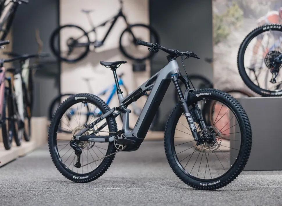 trekking e-bike unter 25 kg HEPHA Trekking 7 Long Range – HEPHA E-Bike main image 0
