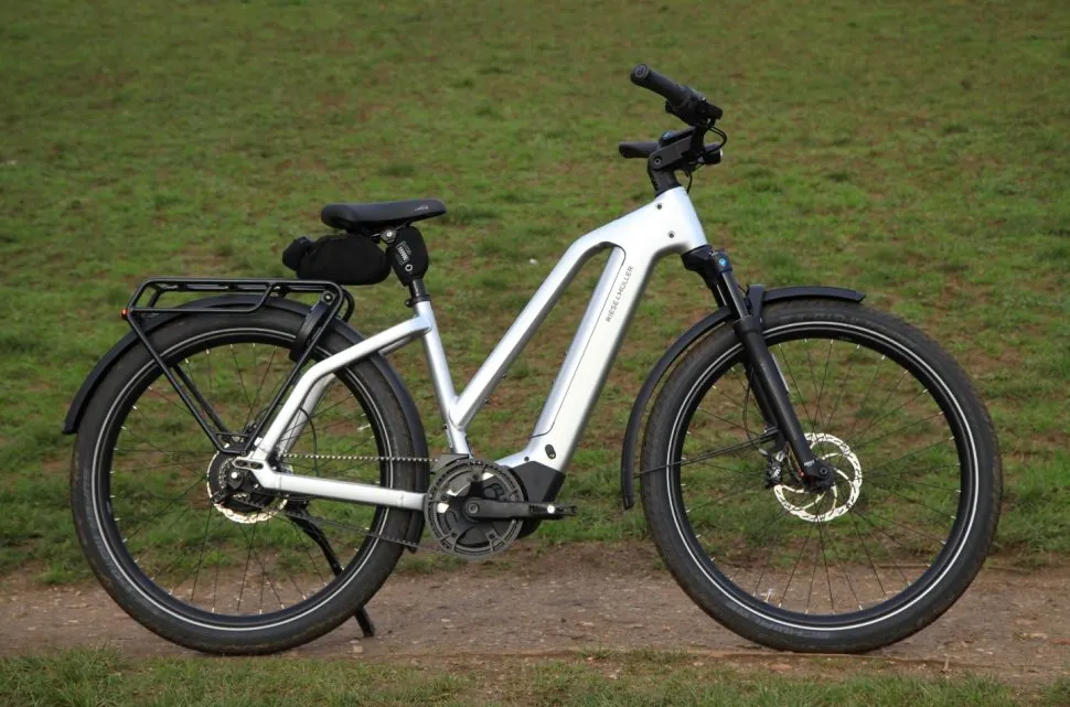 Riese & Mller Charger 5 Mixte Vario review | Cycling Electric