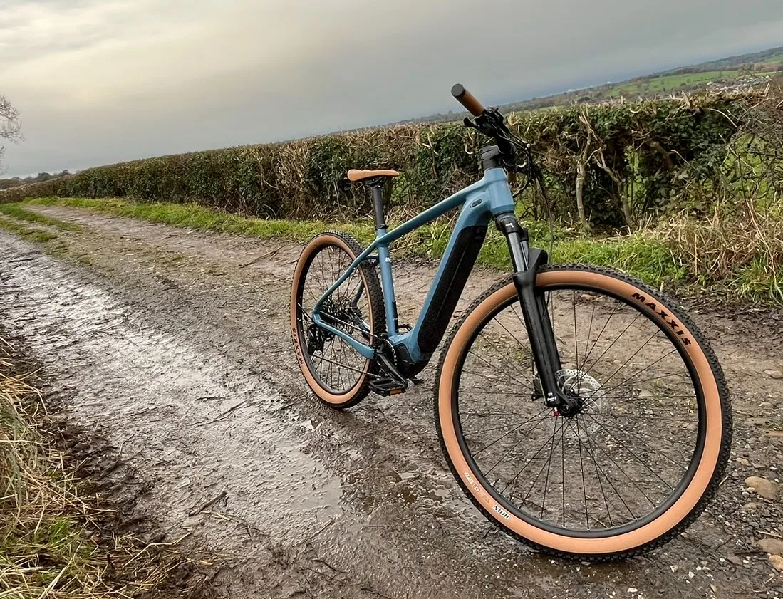 美品 MERIDA eBIG.NINE400 29er E-MTB hqdefault.jpg