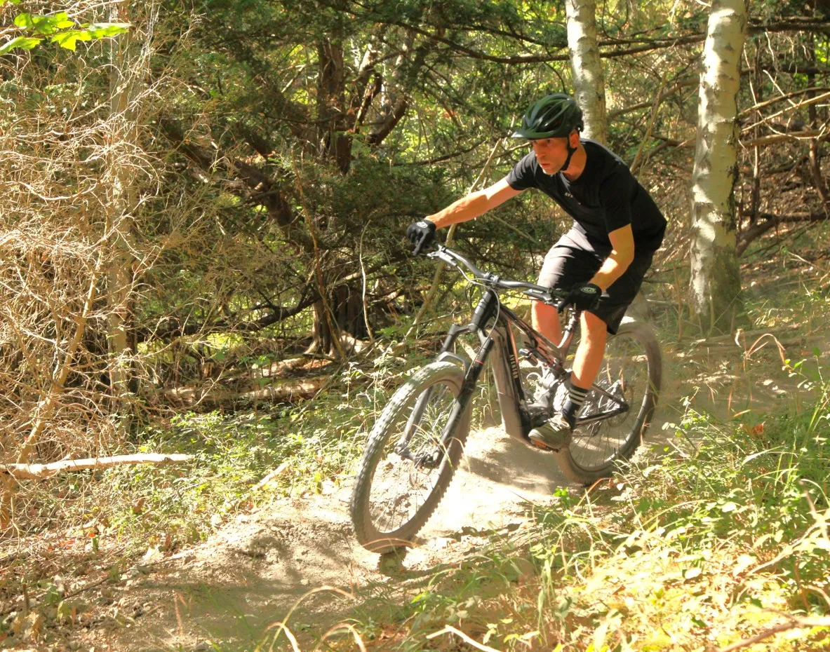 Aventon electric bikes UK debut: A competitor for Amflow?