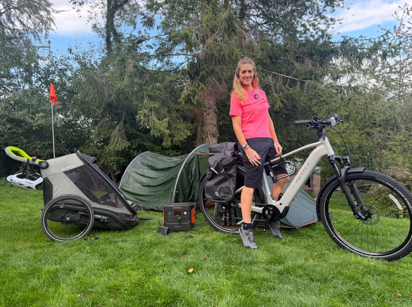 Two mums & toddlers in tow e-bike 10,000km in Turkey for fundraiser