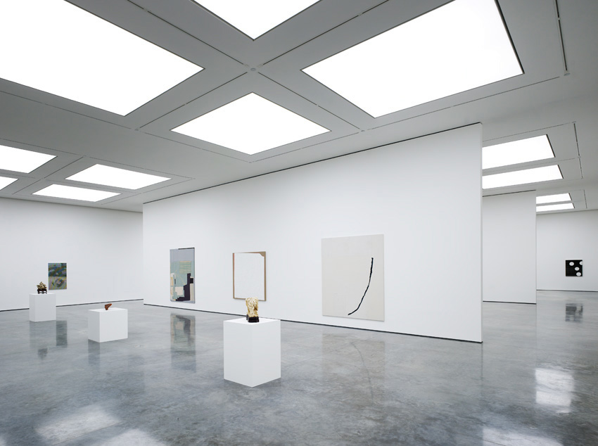 AJIBAG CUBE SEETHROUGH [WHITE BEAM]展開式 White Cube - AJ Buildings Library