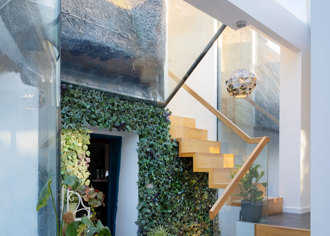 Mirror Pod Extension - AJ Buildings Library