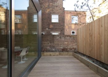Rear Window House - AJ Buildings Library
