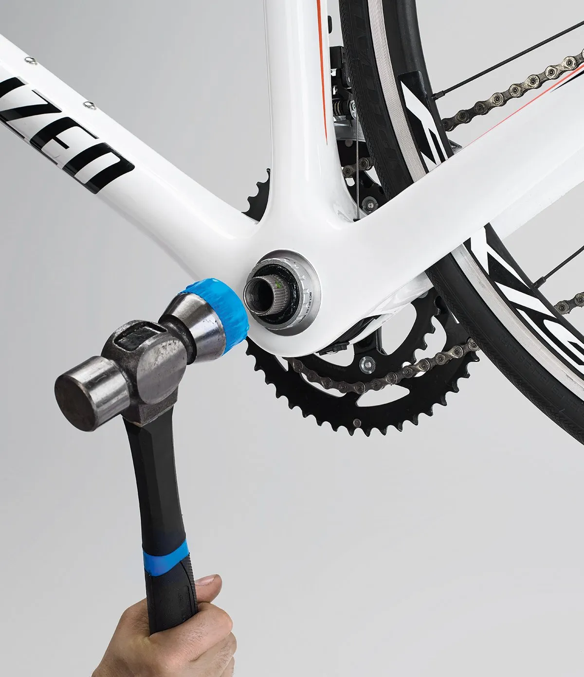 How To Change A Bottom Bracket On A Mountain Bike Easily