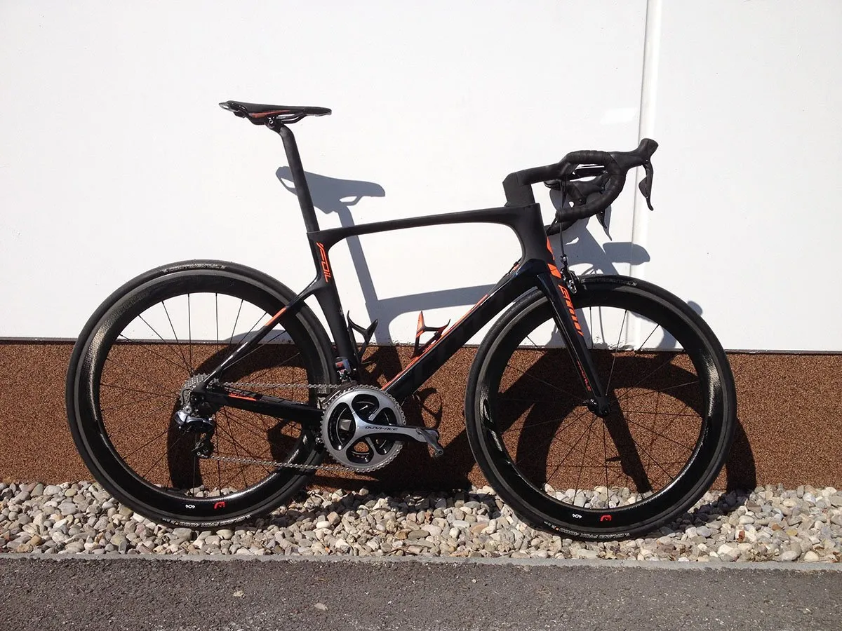 【貴重】SCOTT FOIL PREMIUM(傷あり) DURA-ACE Di2 Scott Foil Premium first ride review | Cyclist