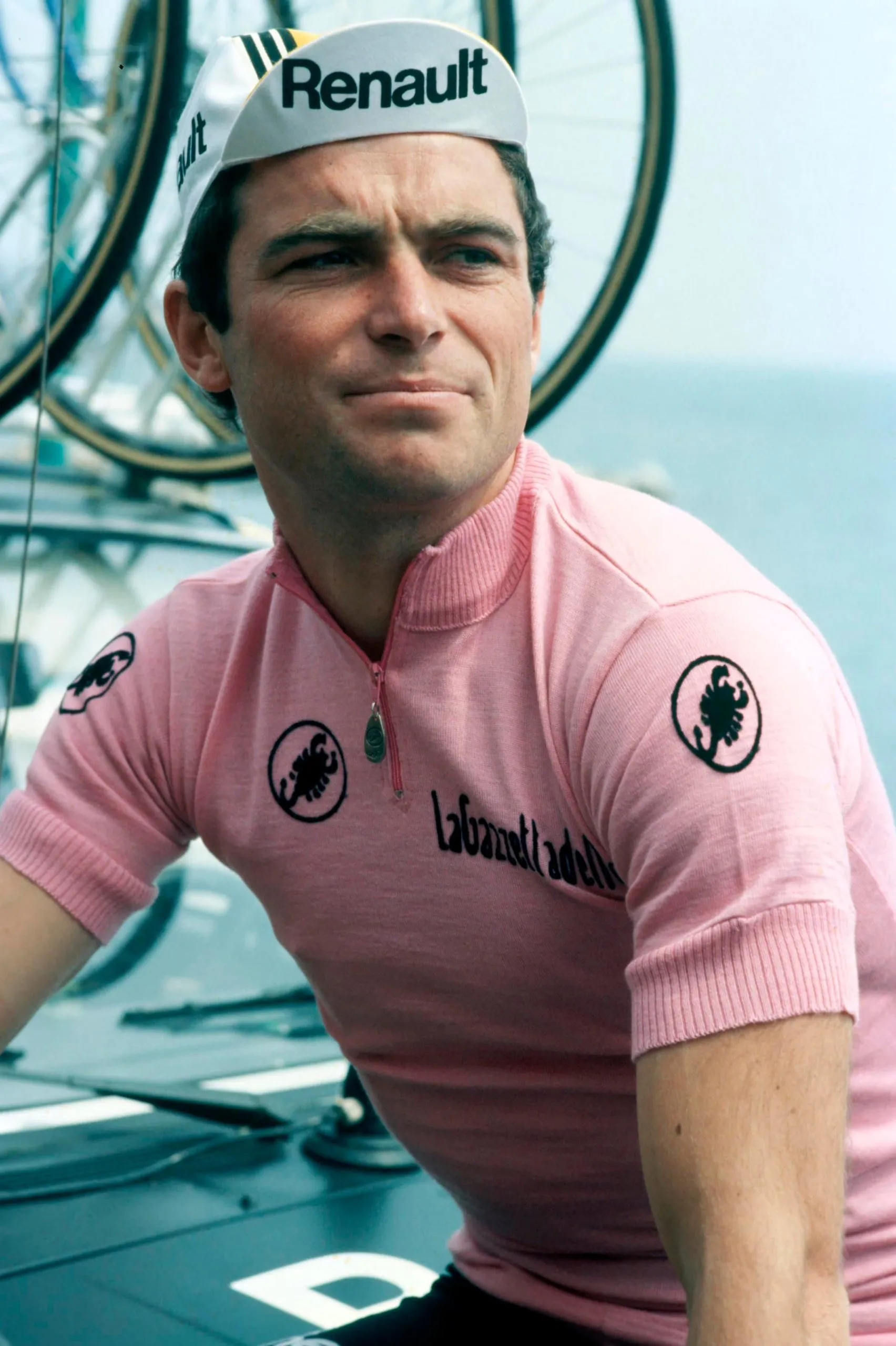 Maillot Rose Giro 1980 – Réplique Renault Gitane Hinault – Taille XXL