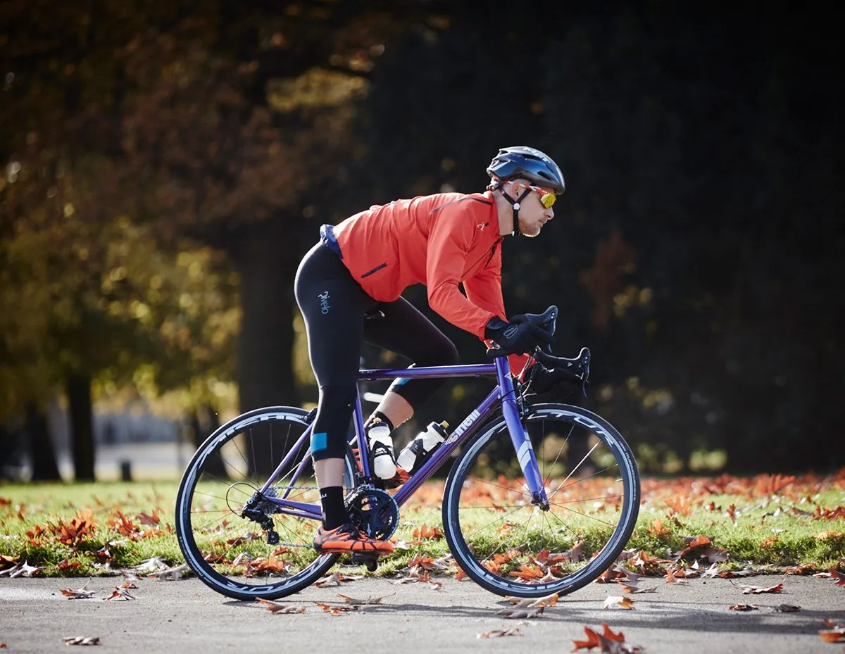 Rivelo Langcliffe jacket and Hathersage baselayer review | Cyclist
