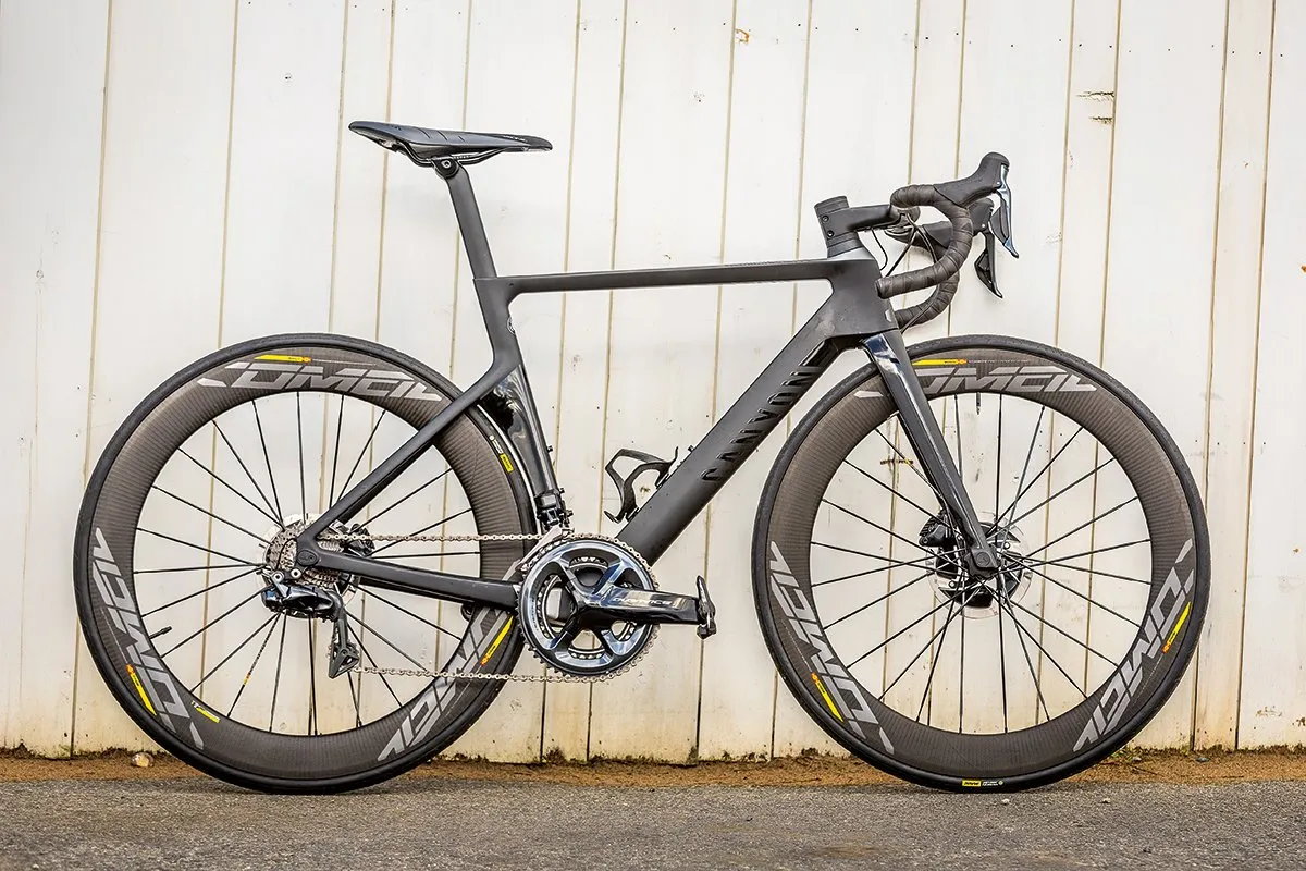【elnino】CANYON AEROAD CF SLX Di2 Canyon Aeroad CF SLX Disc 9.0 Di2 Review | Fastest Road Bikes
