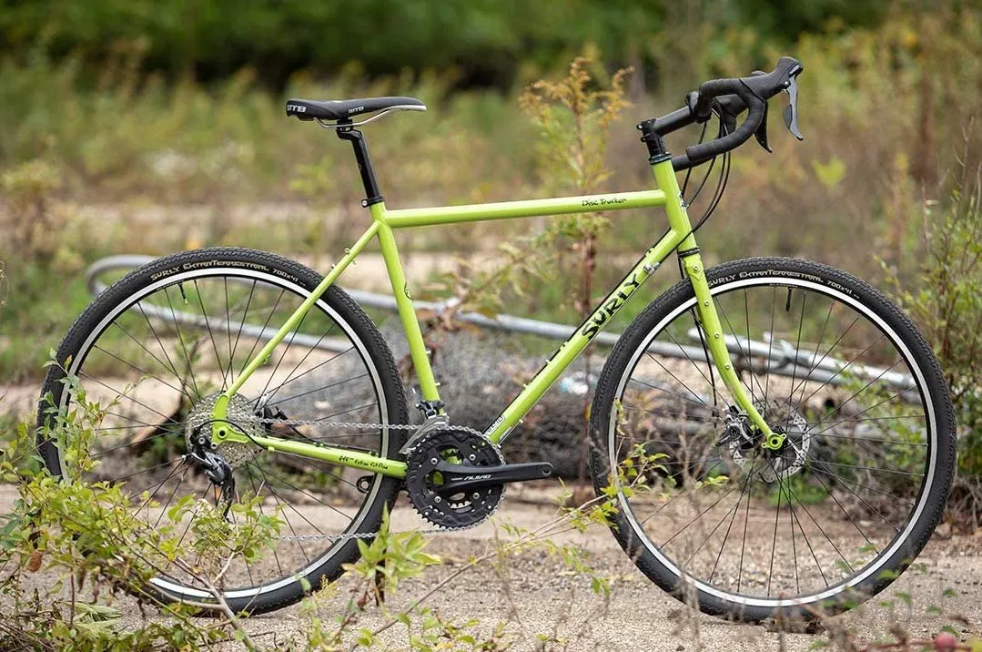 surly_disc_trucker_touring_bike