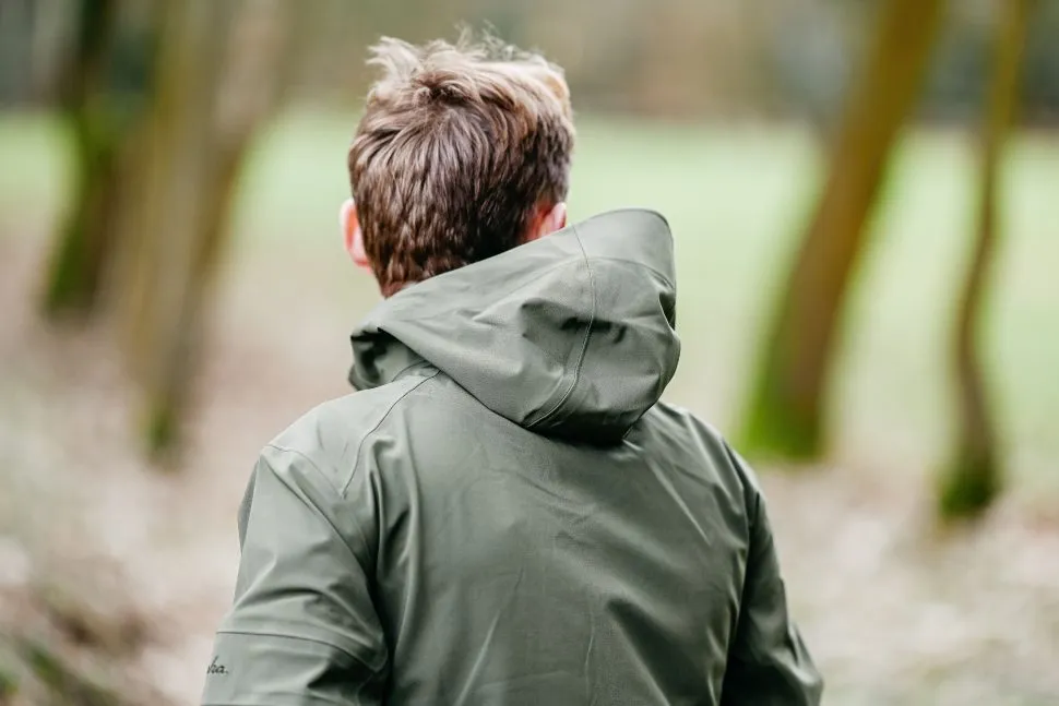 美品！Rapha HOODED RAIN JACKET Ⅱ Rapha Hooded Rain Jacket II review | Cyclist