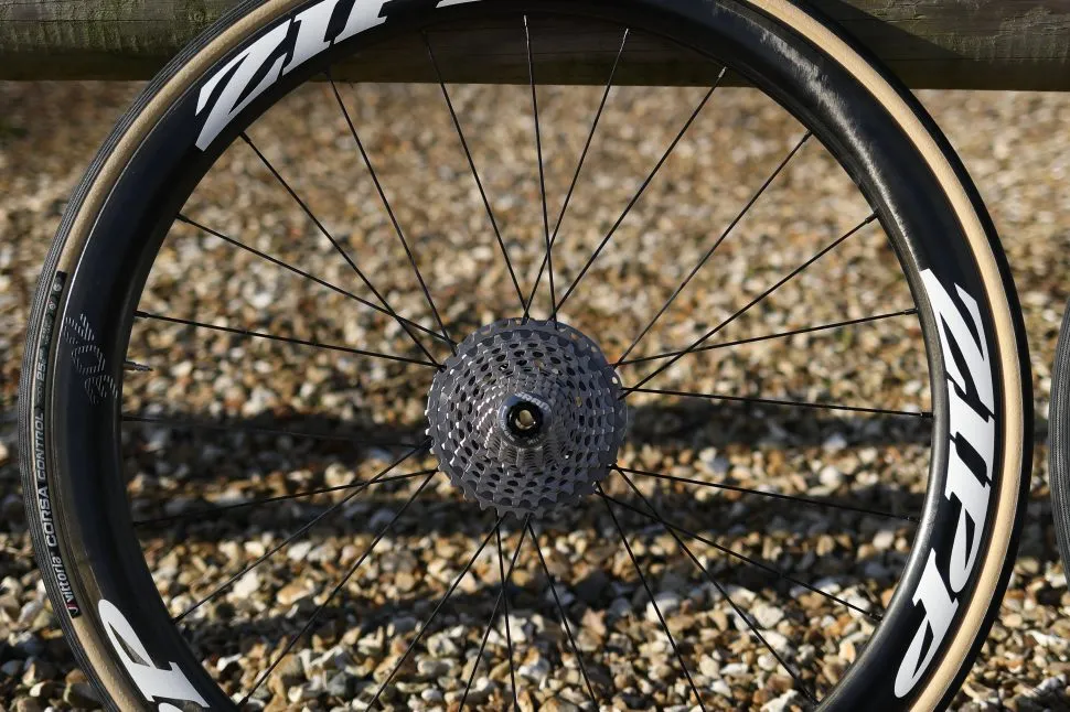 Zipp 302 carbon clincher disc wheelset review | Cyclist