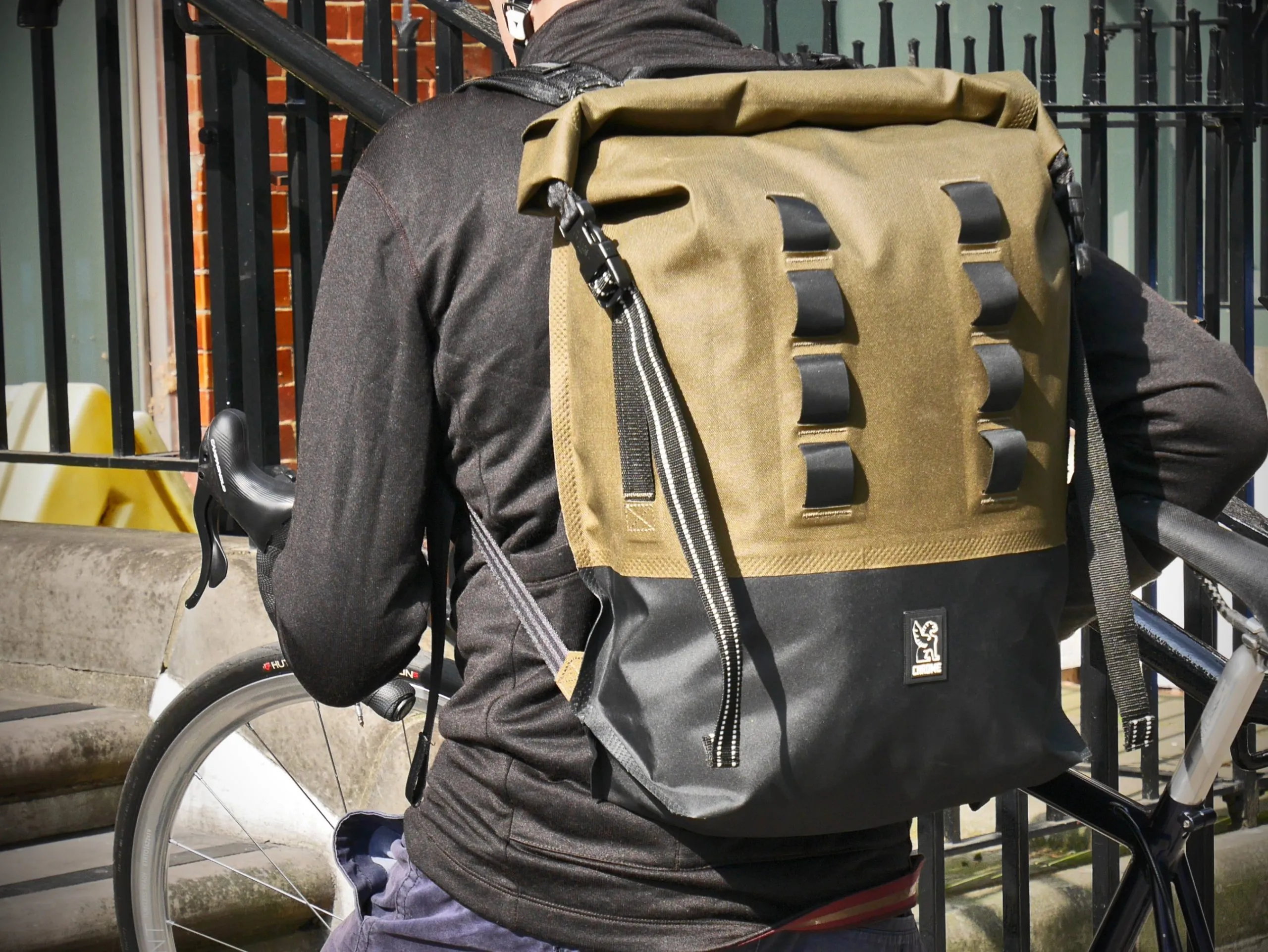 Chrome Urban Ex Rolltop 28L backpack review | Cyclist