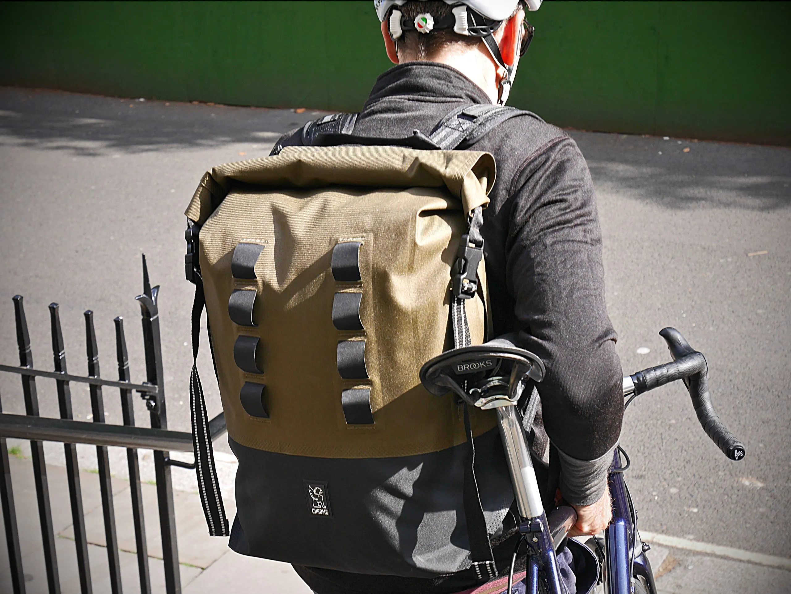 Chrome Urban Ex Rolltop 28L backpack review | Cyclist