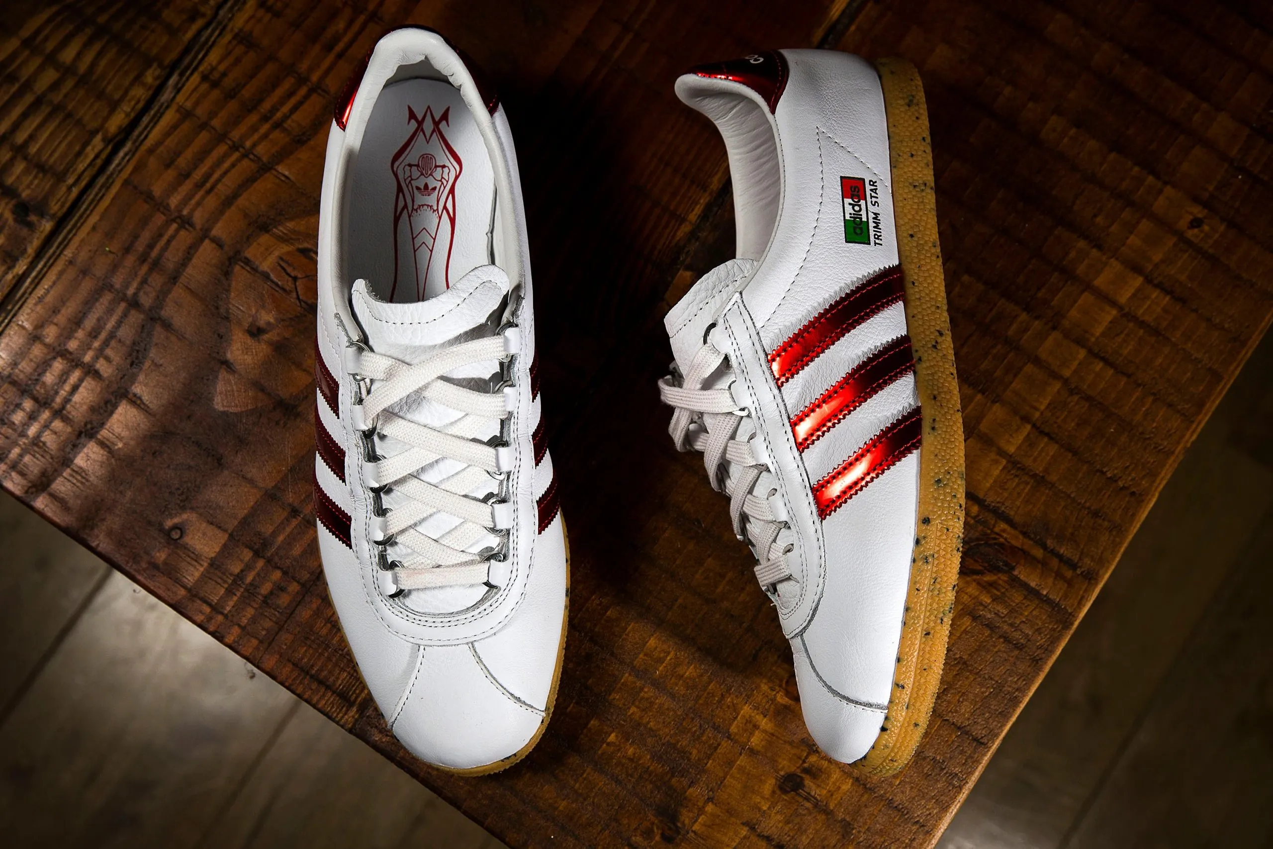 adidas gazelle silver green womens Adidas Men's Japan Suede-Trimmed Leather White low top sneakers main image 1