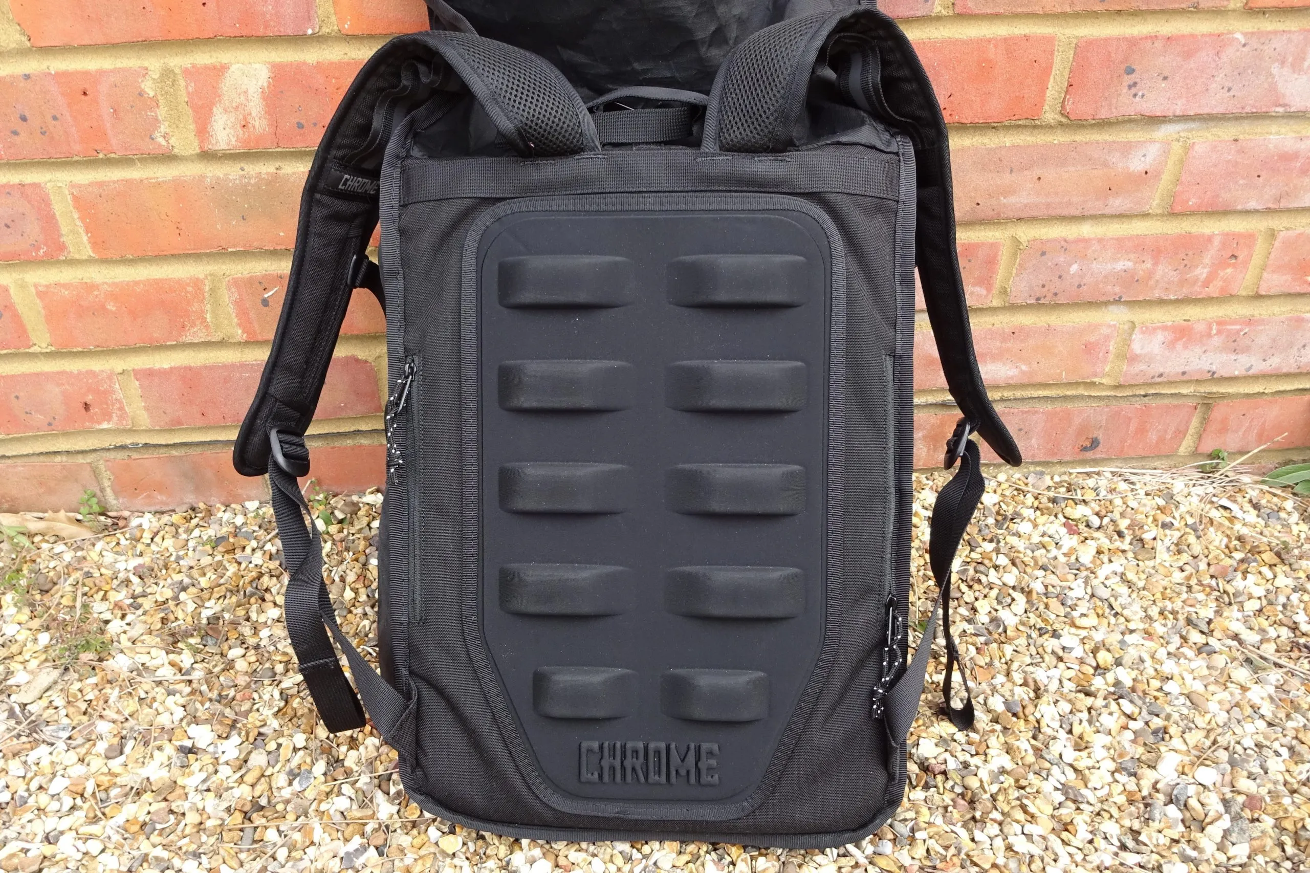 Chrome Industries Blckchrm 22X Bravo 3.0 backpack review | Cyclist