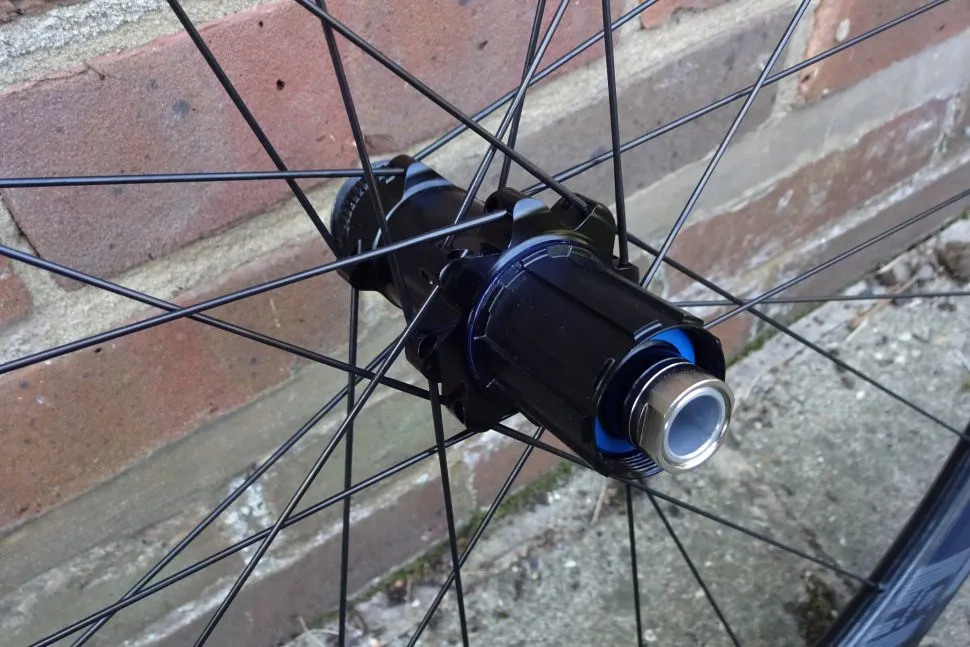 パーツ FULCRUM WIND 400DB 2-way Fulcrum Wind 40 Disc Brake Wheels - Cycling News | Bike Reviews