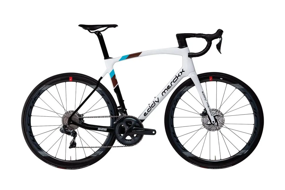 Eddy Merckx 525 Disc review | Cyclist