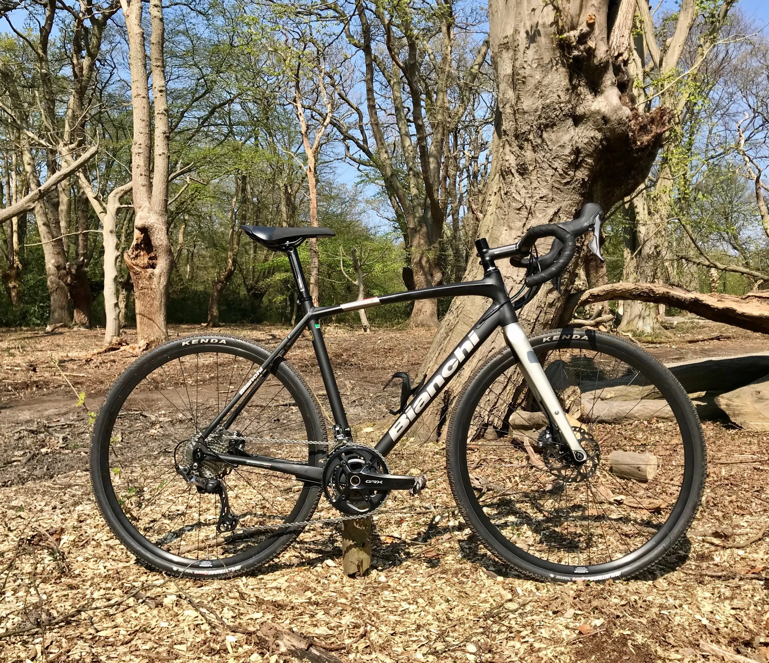 ビアンキ  IMPLUSO ALLROAD Bianchi Impulso Allroad review | Cyclist
