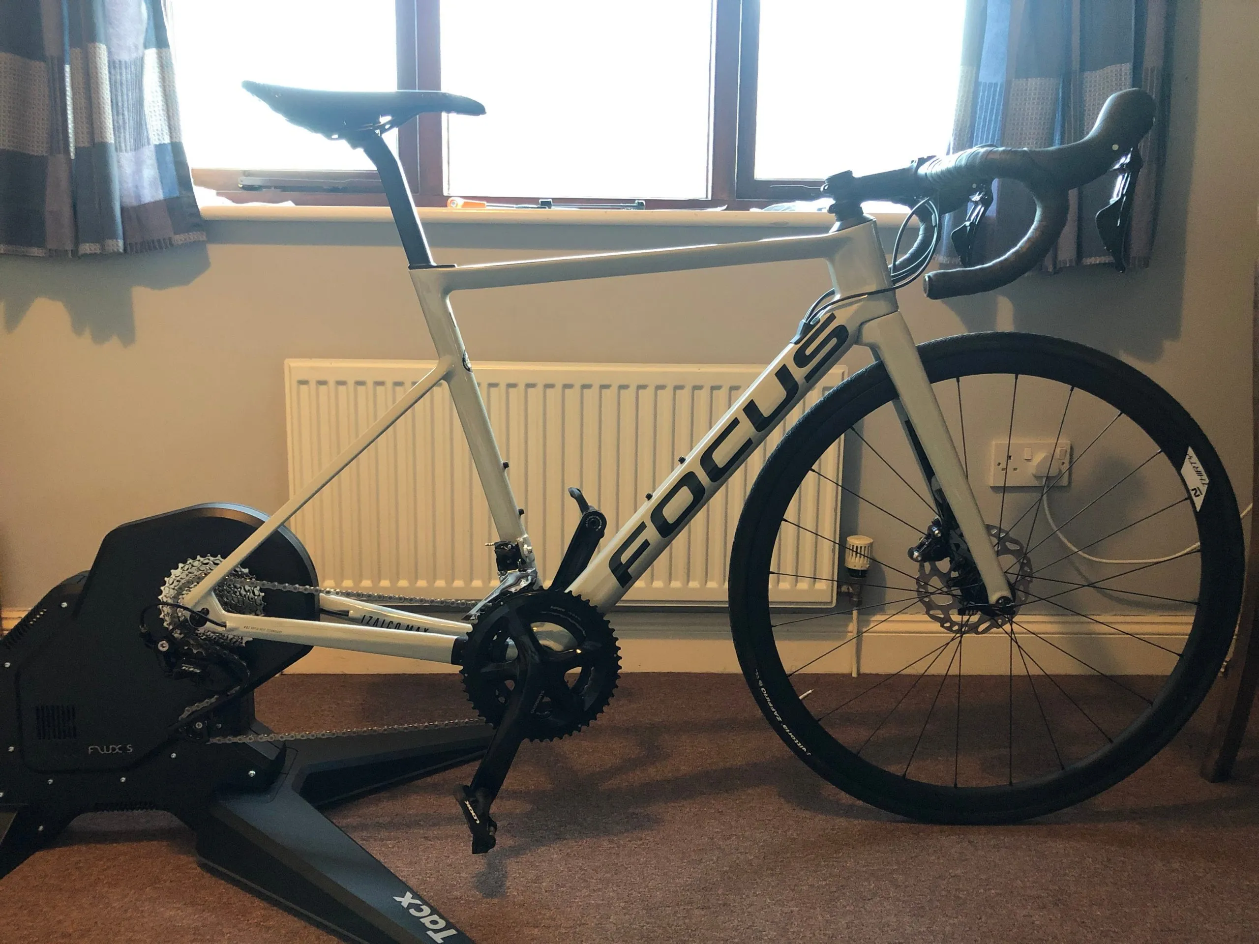 Tacx Flux S direct drive smart turbo trainer review | Cyclist