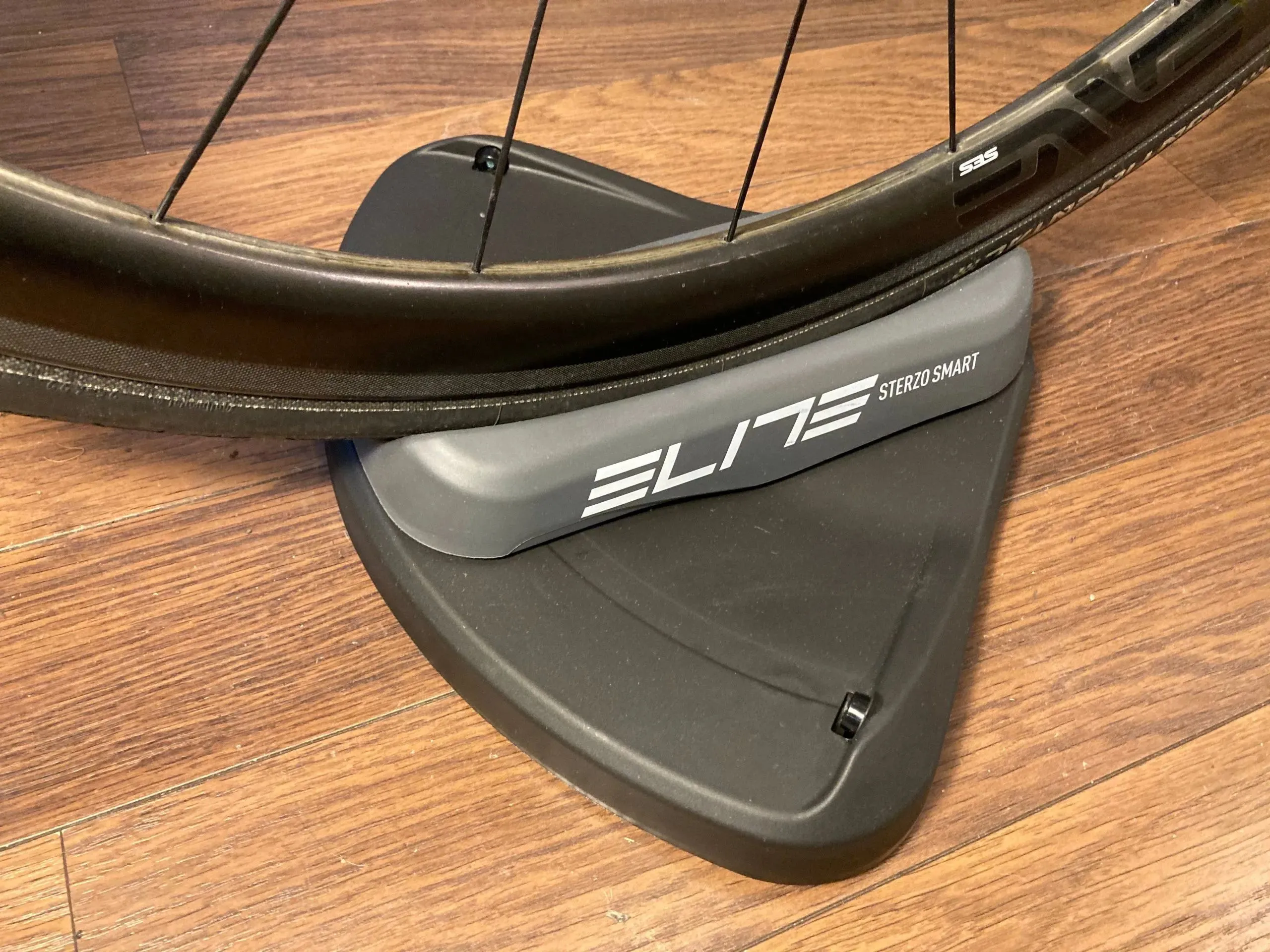 Elite Sterzo Smart Steering riser block review | Cyclist