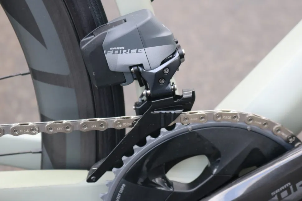 sram_force_4
