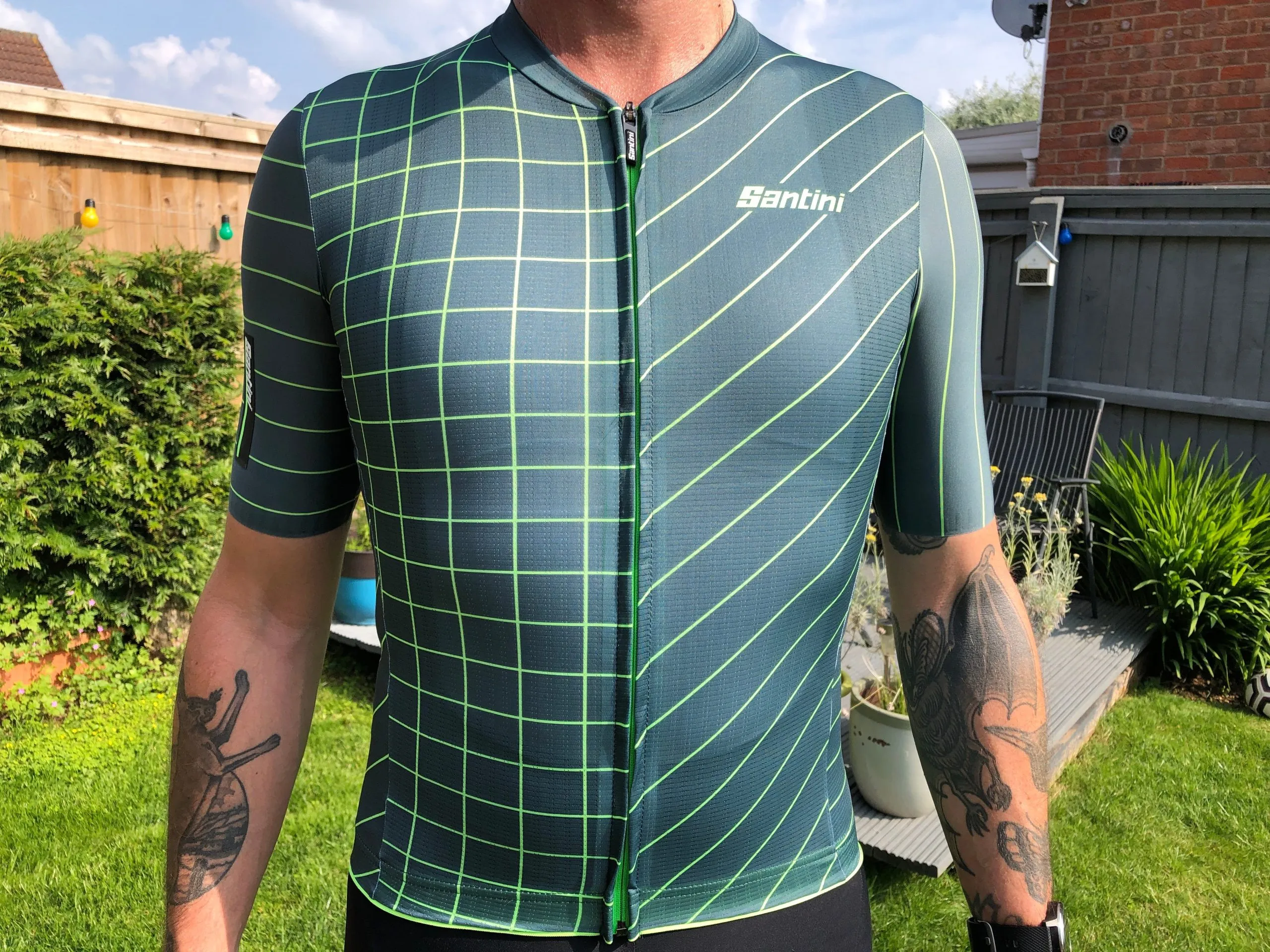 Santini Eco Sleek Dinamo cycling jersey review | Cyclist