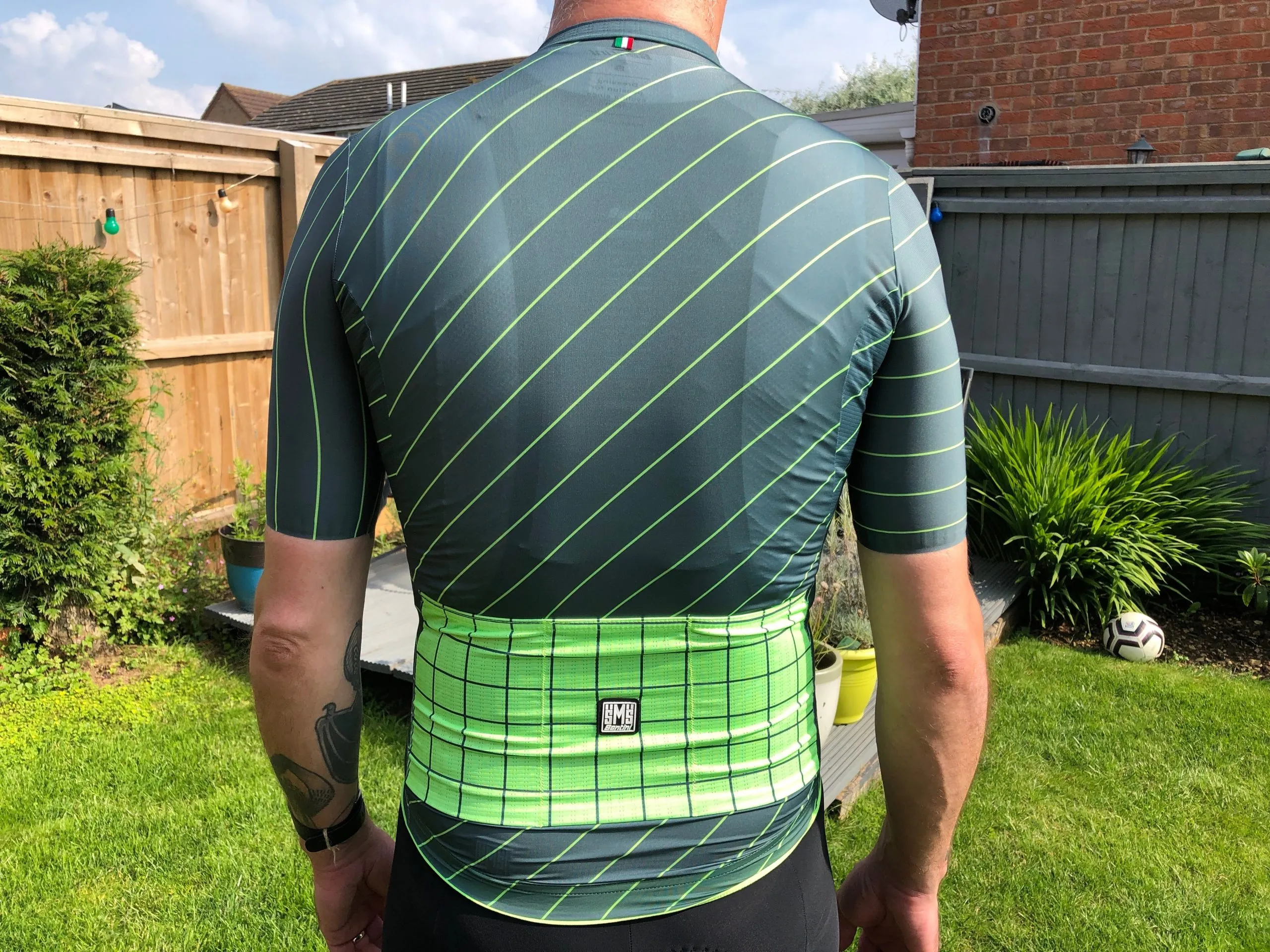 Santini Eco Sleek Dinamo cycling jersey review | Cyclist