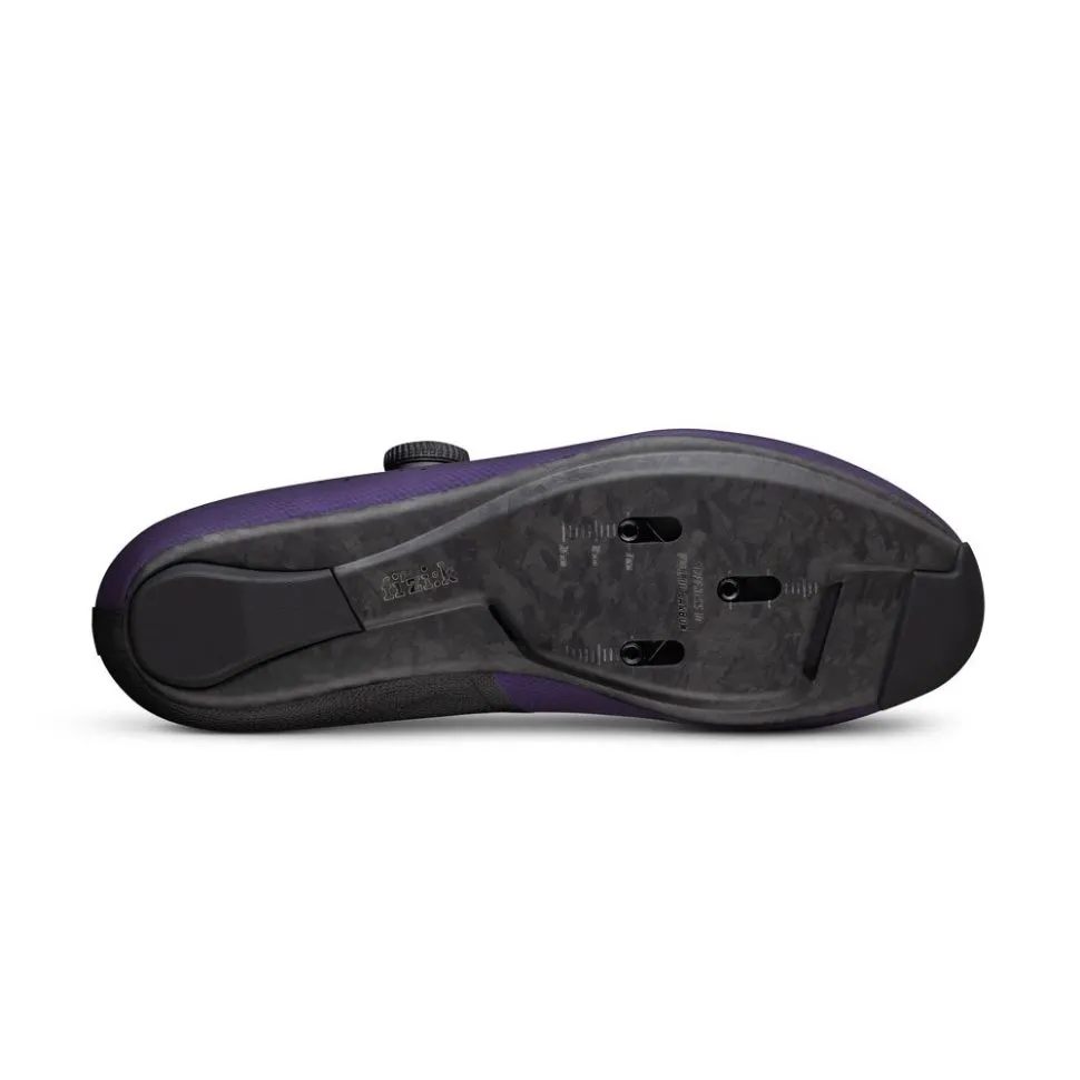 Tempo Deco road shoe brings Fizik's premium features to (slightly
