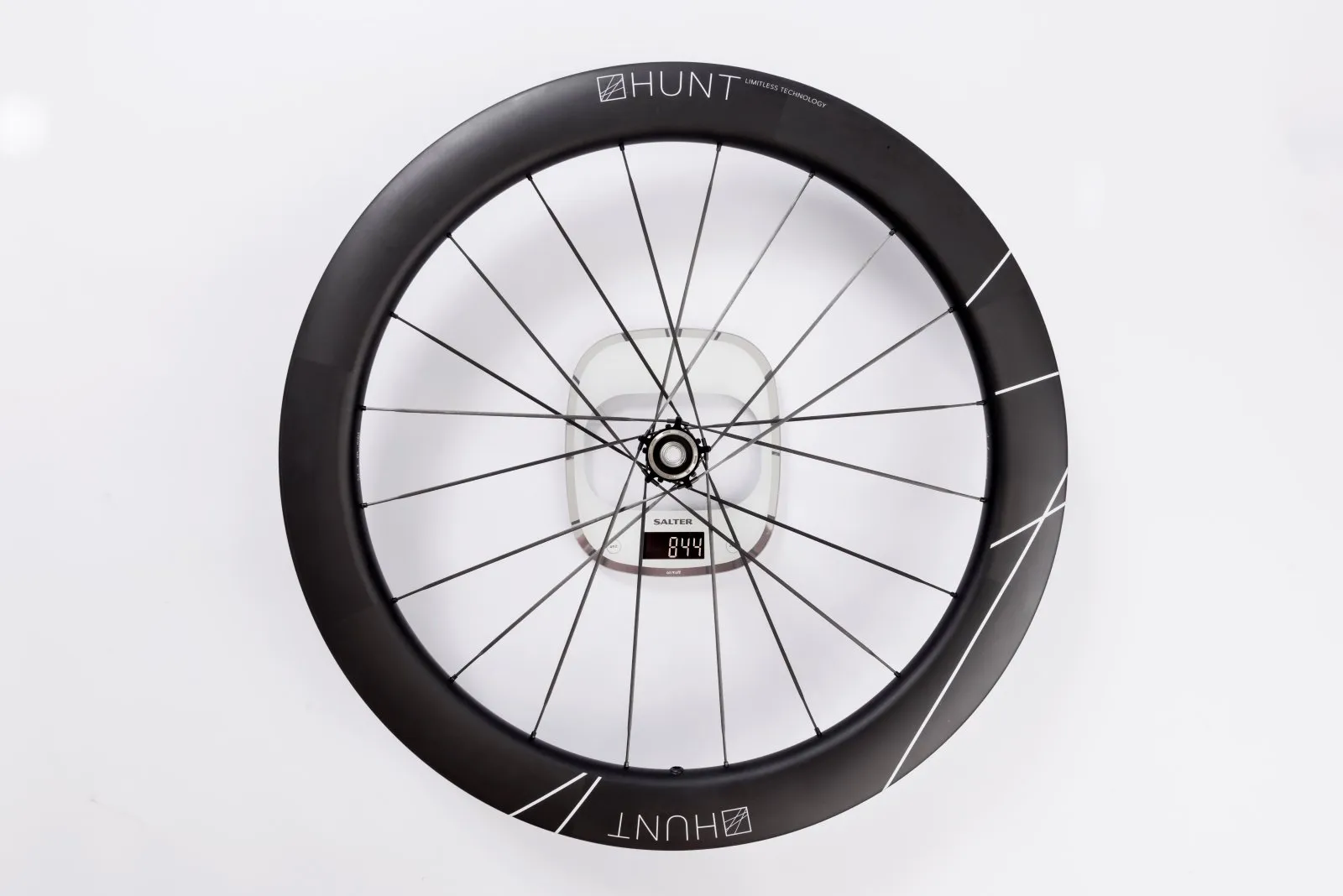 hunt_bike_wheels_scale.webp