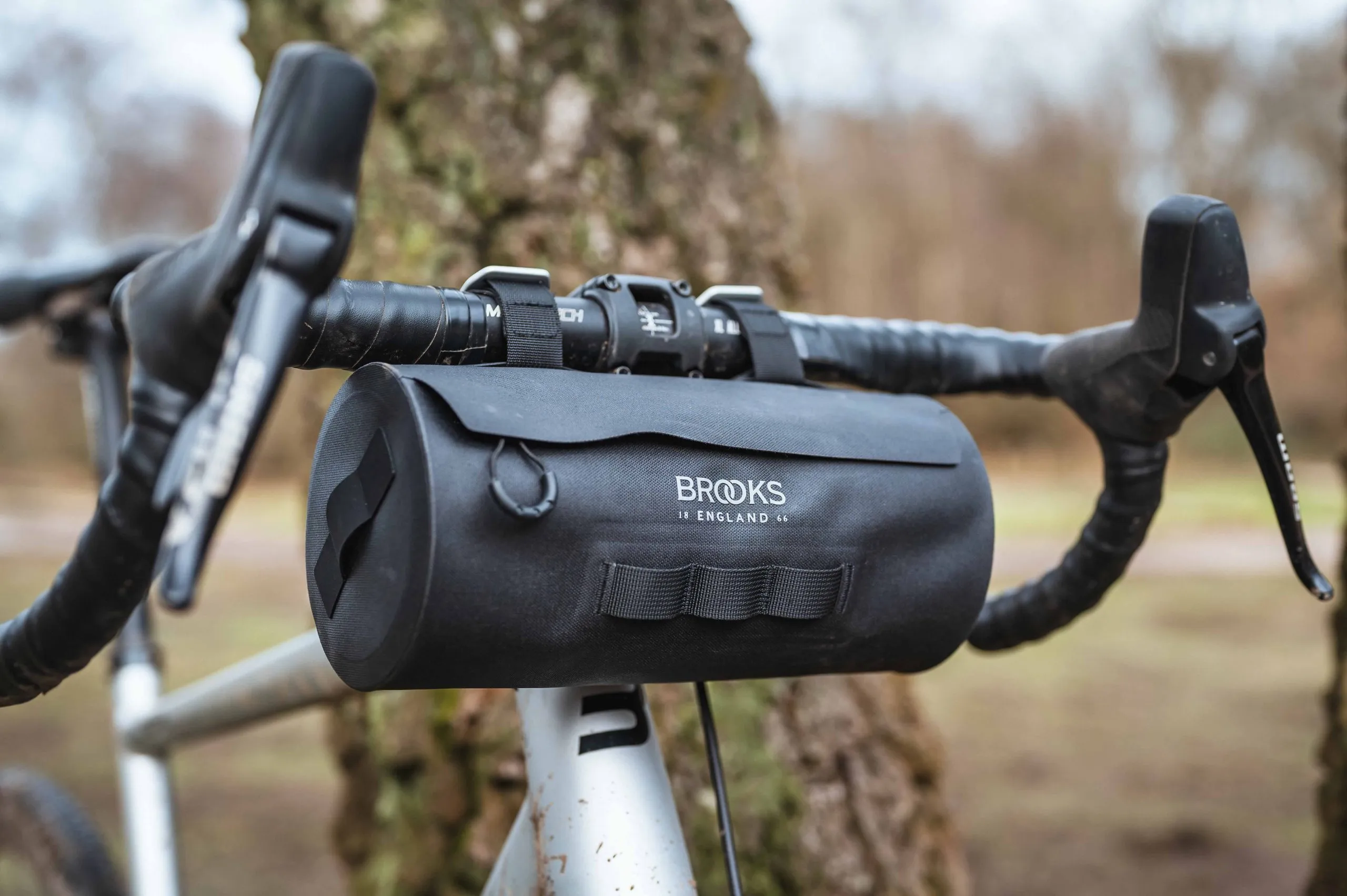 TRADITIONAL STANDARD Handlebar Pouch ETC 【公式通販】