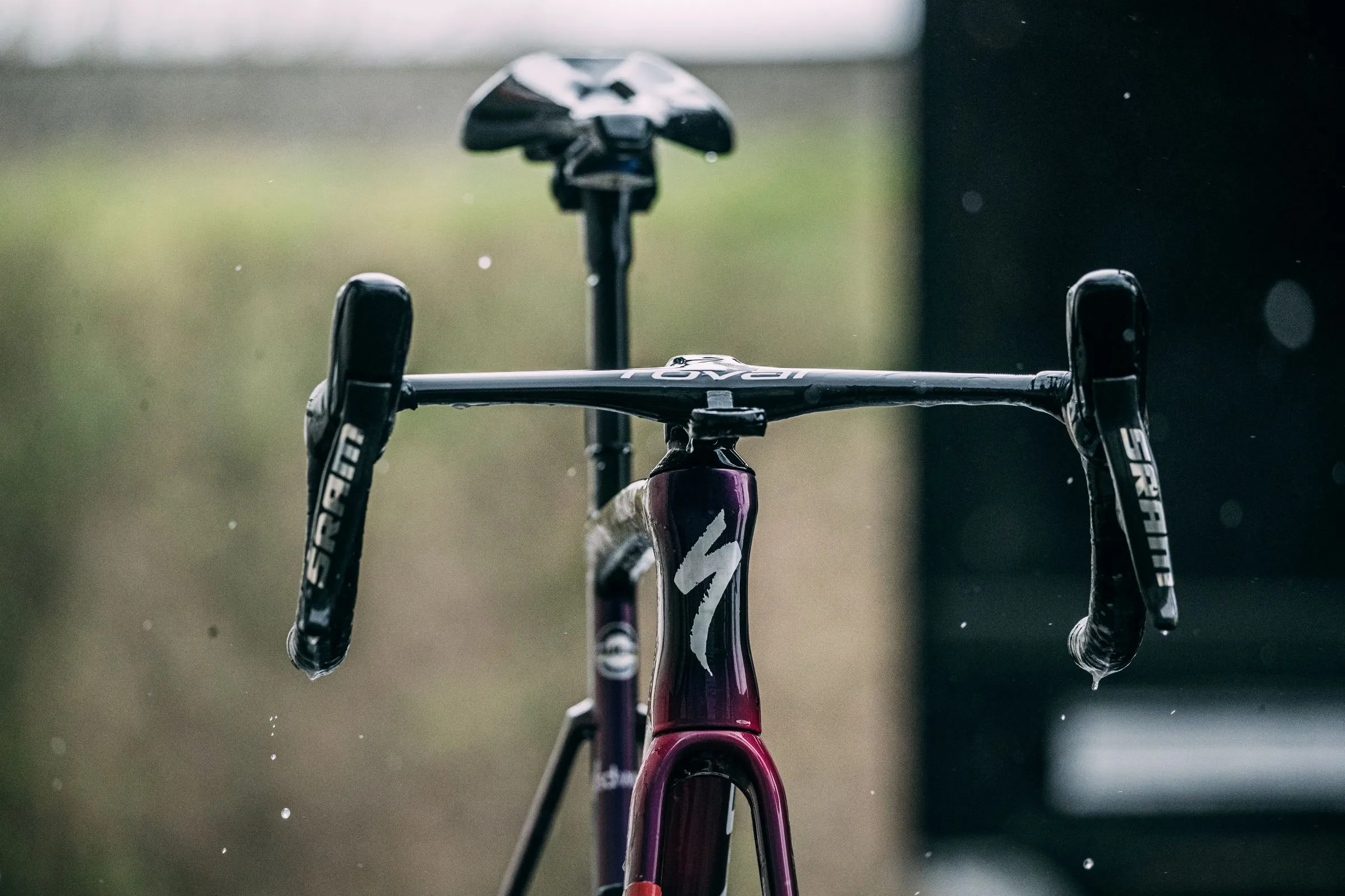 Roval says new Rapide Cockpit will save you 32cm in a sprint | Cyclist