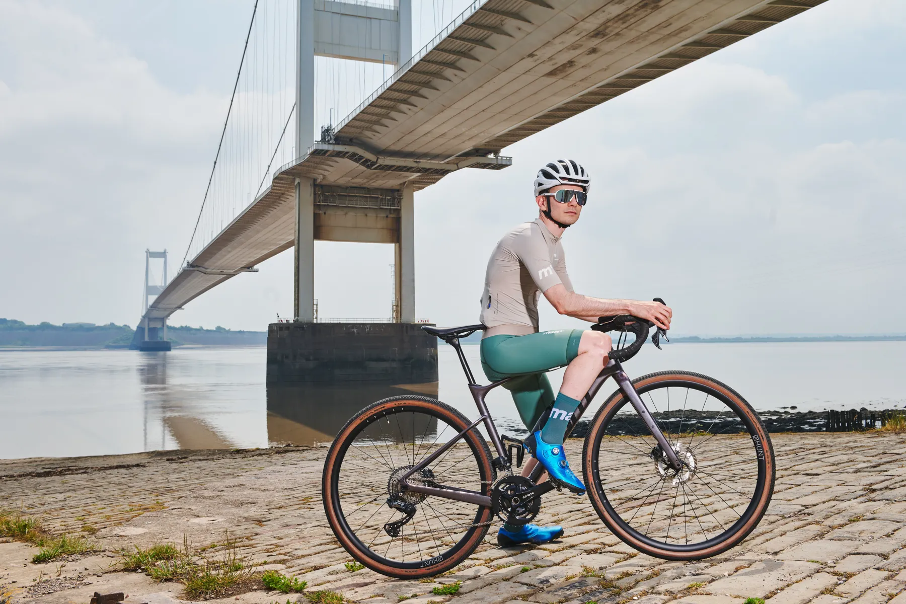Matthew's Giant Revolt Advanced with GRX Di2 | Cyclist