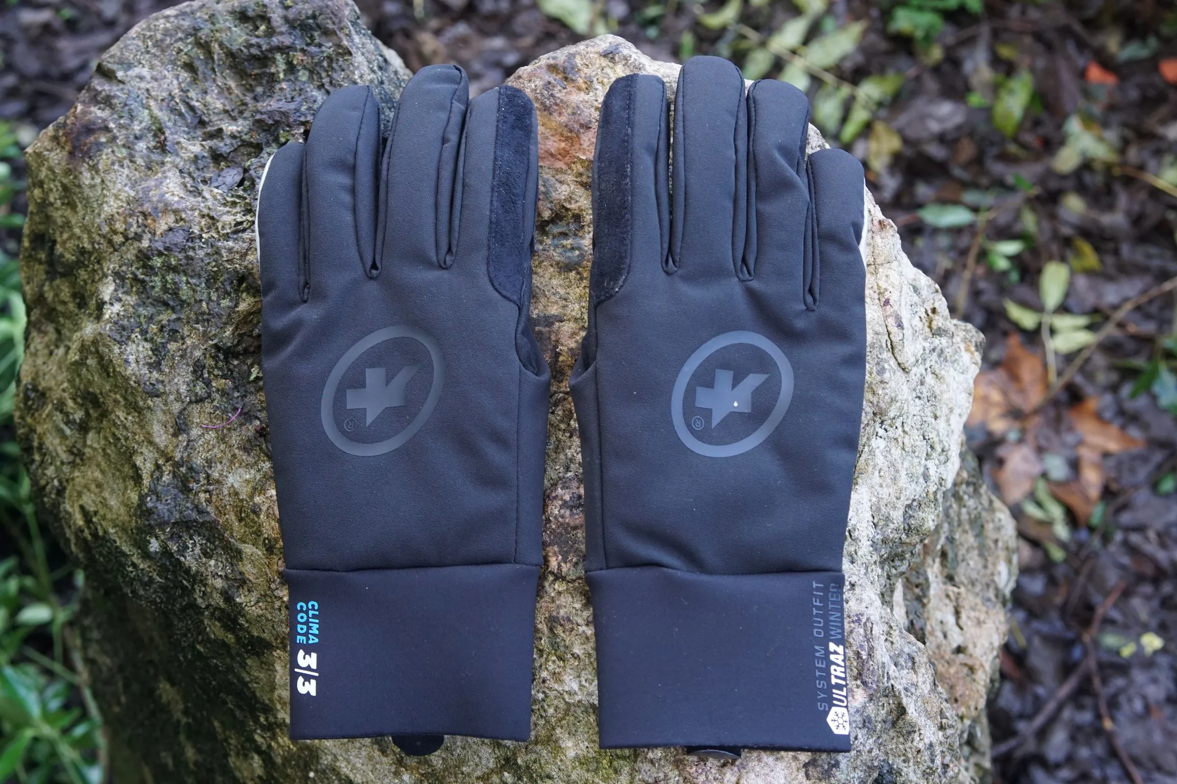 Assos Ultraz Winter Gloves review | Cyclist
