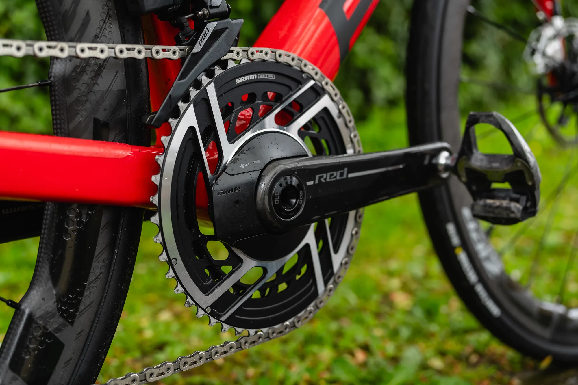 Shimano Dura-Ace vs SRAM Red AXS | Cyclist