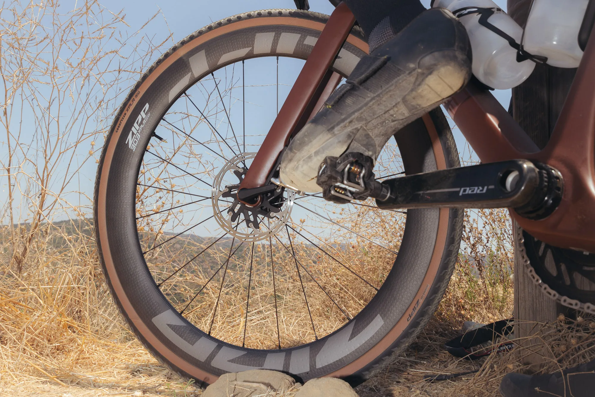 rin Zipp 303 XPLR S Carbon Tubeless Disc Front Tubeless Wheel - 700c