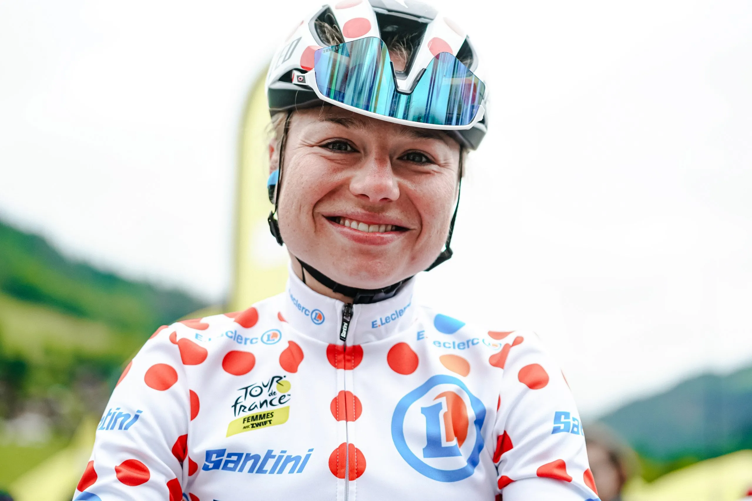 La Vuelta Femenina: Ellen van Dijk: Es un honor vestir este maillot