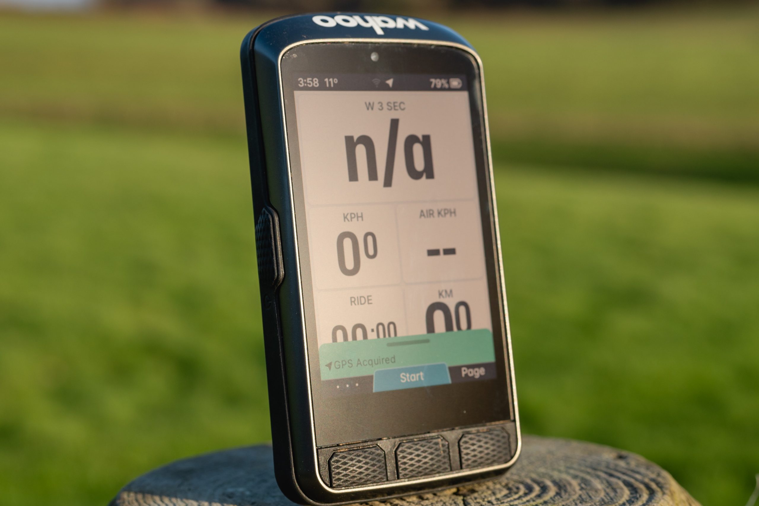 wahoo ELEMNT GPS Bike Computer 本体 ELEMNT BOLT 3 GPS Bike Computer | Wahoo Fitness UK