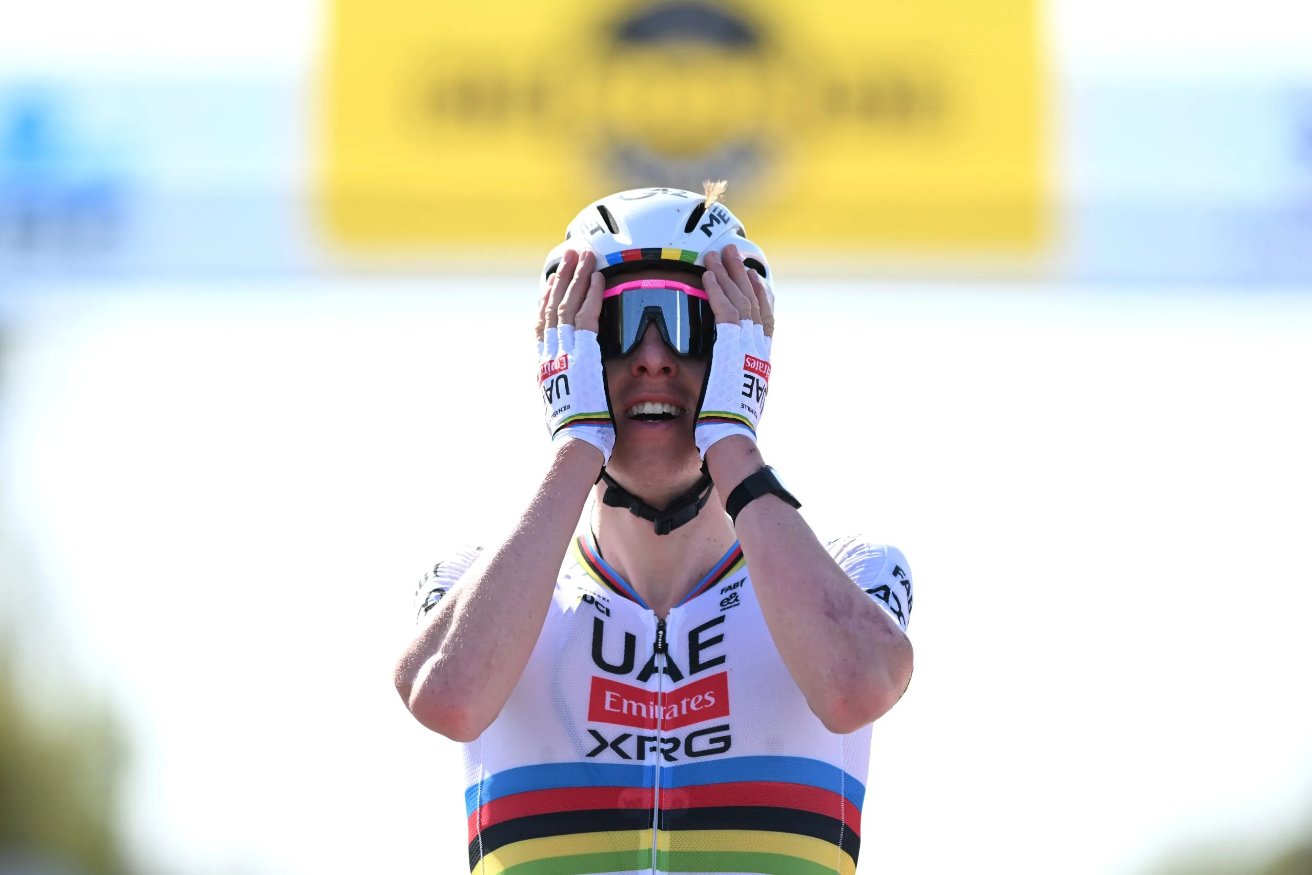 Pro Log: Grand Tour wildcards confirmed; Lotto's snazzy kit