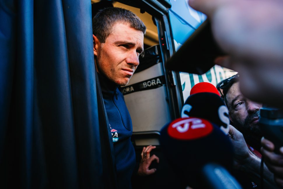 Remco Evenepoel of the Red Bull – BORA – hansgrohe team during Stage 3 (Mont-roig del Camp – Vila-seca) of the 105th Volta a Catalunya in Spain on March 25, 2026. // Maximilian Fries / Red Bull Content Pool // SI202603250820 // Usage for editorial use only //