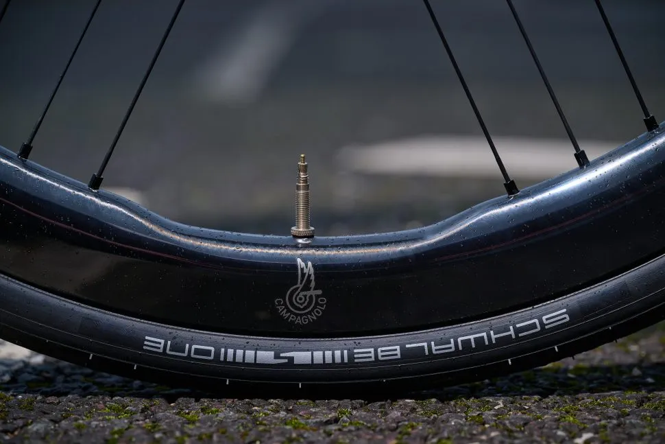Campagnolo Shamal Carbon Review Campagnolo Shamal Dual Profile C23