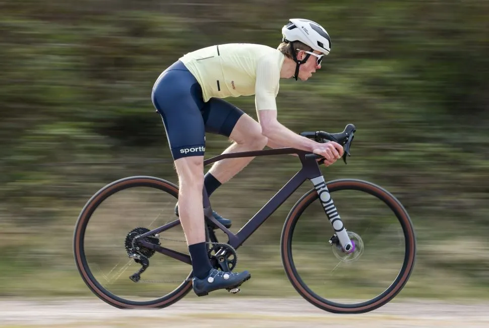abus helm rennrad Abus Airbreaker Champagne Gold Helm für Rennrad/Gravel main image 0