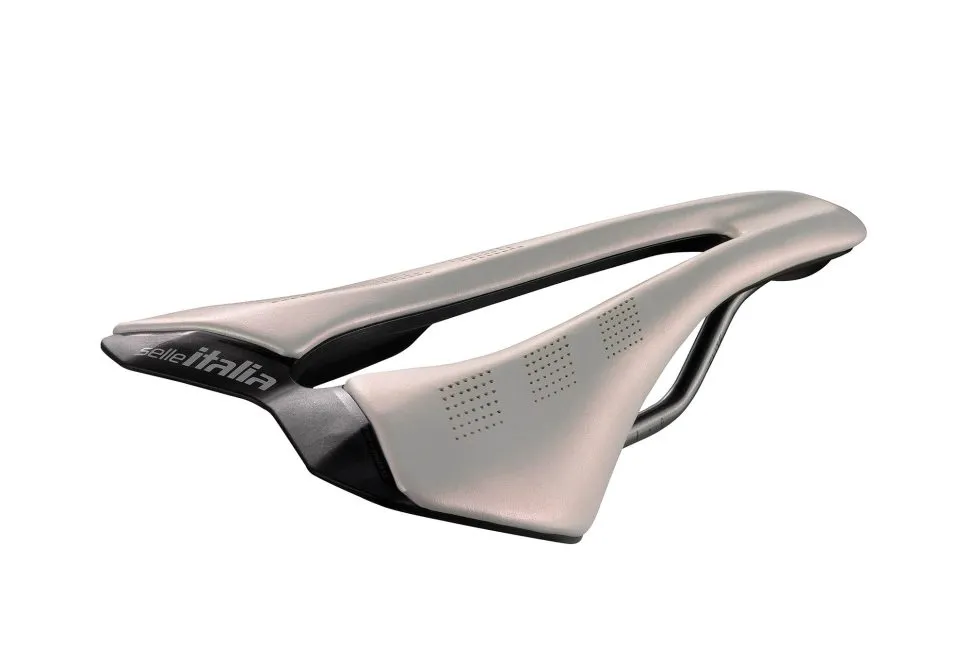 selle-italia-opal-white-6-970x647
