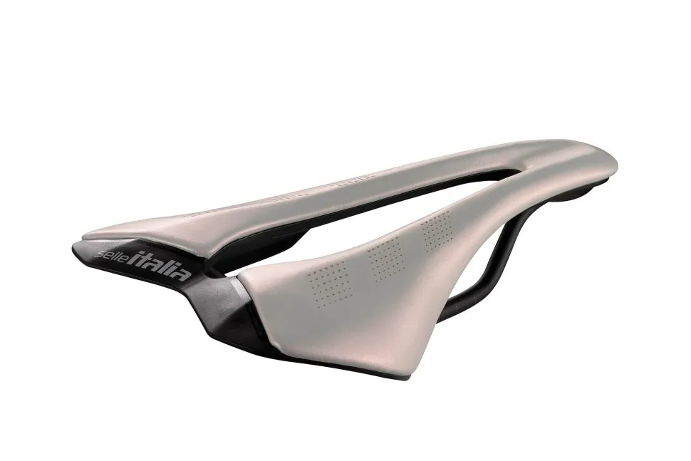 selle-italia-opal-white-7-970x647