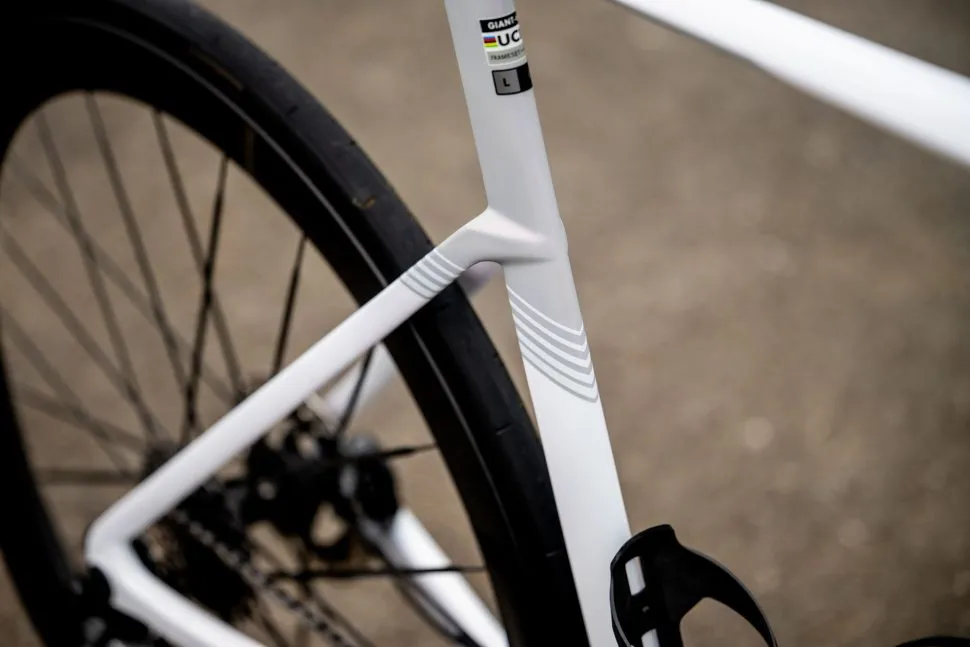 Giant-Propel-Advanced-SL-2026-7-970x647