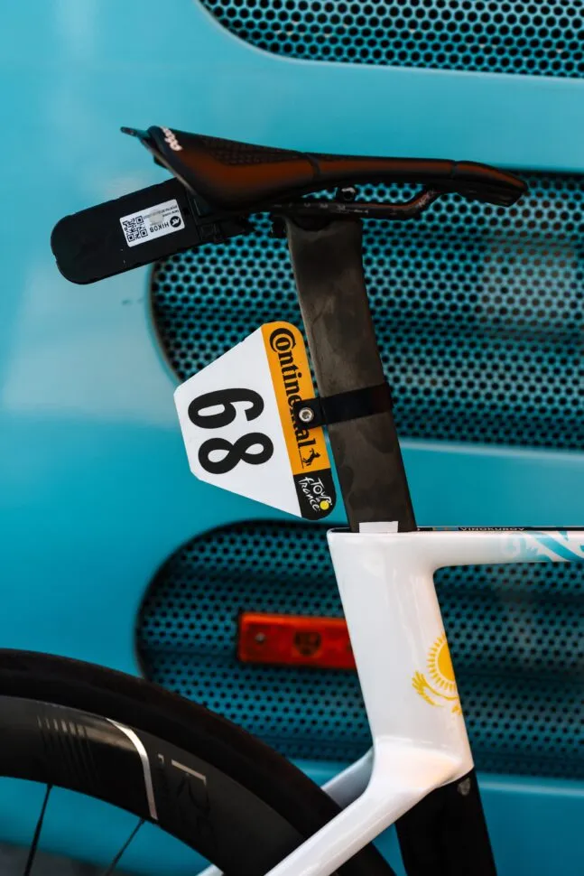 Tour-de-France-6-Stage-17-Cyclist-Bikes-22-juillet-2026-26-647x970