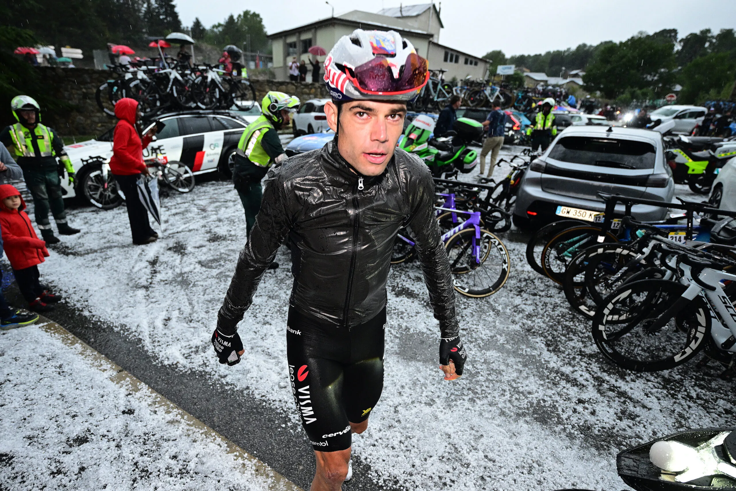 Pro Log: Stage 3 of Vuelta a España cancelled; Kim Le Court-Pienaar wins Tour of Britain Women; Julian Alaphilippe retires